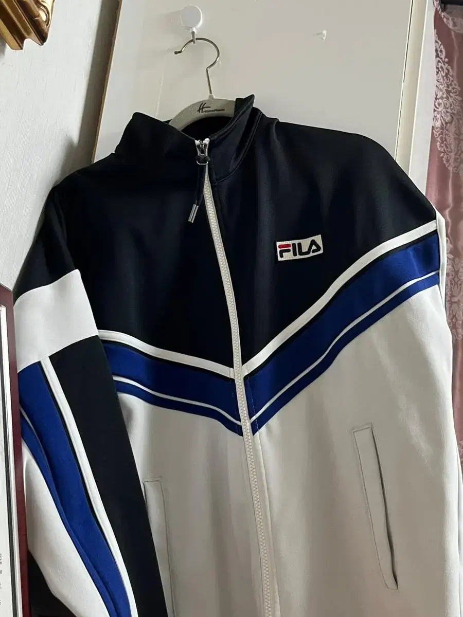 FILA 져지 맨투맨 팔아요